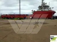 Tàu cung cấp rao bán