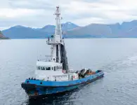 Thuyền kéo rao bán